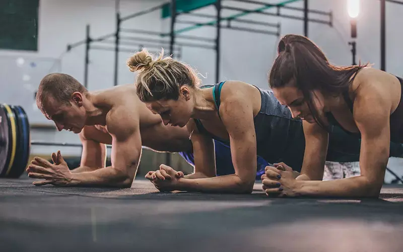 Schnelles Sixpack Workout für Zwischendurch